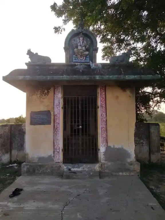Arulmigu Sundaravinayagar Temple, Villiniurpu, Keezhaiyur - 609111