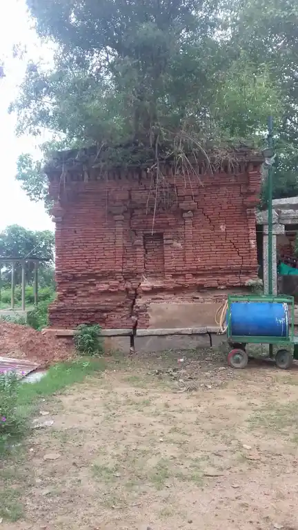 Arulmigu Sundareshwarar Temple, Avalur - 632531 அருள்மிகு சுந்தரேஸ்வரர் திருக்கோயில், அவலூர் - 632531, Ranipet - Ancient Temple Architecture and History Image 4