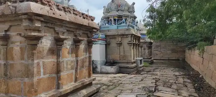 Arulmigu Sundareshwarar Temple, Nagavaram, Nangavaram - 639110 அருள்மிகு சுந்தரேஸ்வரர் திருக்கோயில், நங்கவரம், Nangavaram - 639110, Karur - Ancient Temple Architecture and History Image 3
