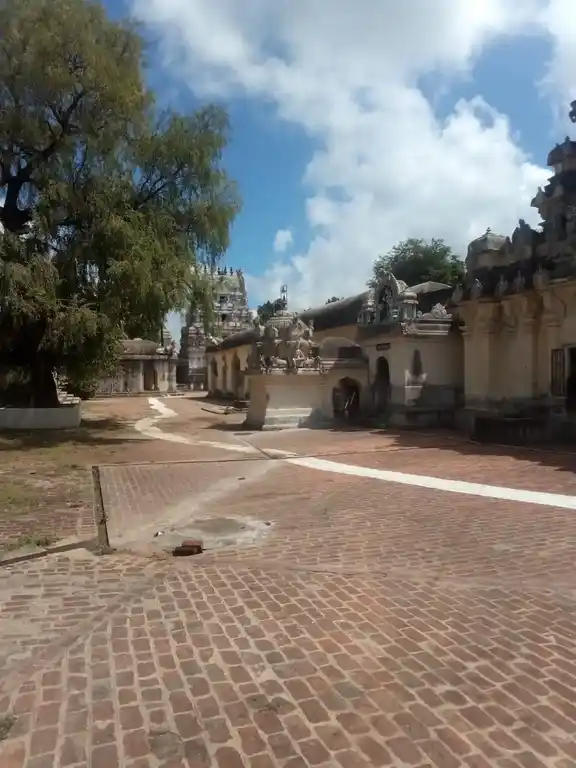 Arulmigu Sundareswara Swamy Temple, Thirumayiladi - 609108 அருள்மிகு சுந்தரேஸ்வரர் சுவாமி திருக்கோயில், திருமயிலாடி - 609108, Mayiladuthurai - Ancient Temple Architecture and History Image 2