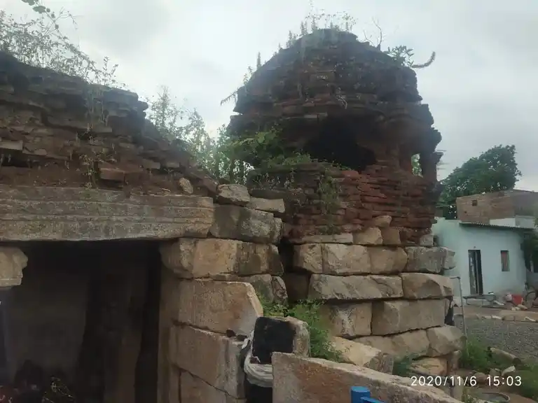 Arulmigu Sundareswarar Senthotiyamman Temple, Samuthiram - 621306 அருள்மிகு மீனாட்சி சுந்தரேஸ்வரர் மற்றும் செந்தோட்டியம்மன் அய்யனார் திருக்கோயில், Samuthiram - 621306, Thiruchirappalli - Ancient Temple Architecture and History Image 4