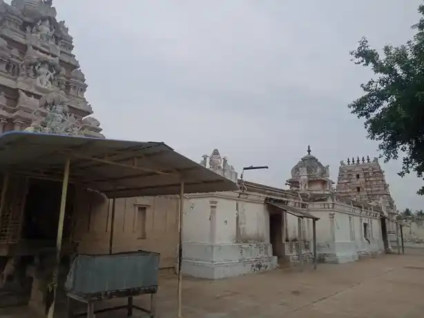 Arulmigu Sundareswarar Swami Temple, Thambikkottai Melakkadu - 614704