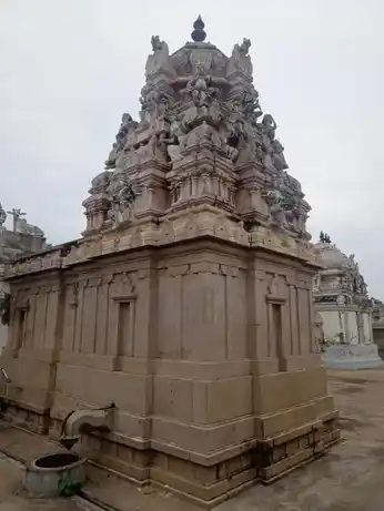 Arulmigu Sundareswarar Swami Temple, Thambikkottai Melakkadu - 614704 அருள்மிகு சுந்தரேஸ்வர சுவாமி திருக்கோயில், Thambikkottai Melakkadu - 614704, Thanjavur - Ancient Temple Architecture and History Image 2