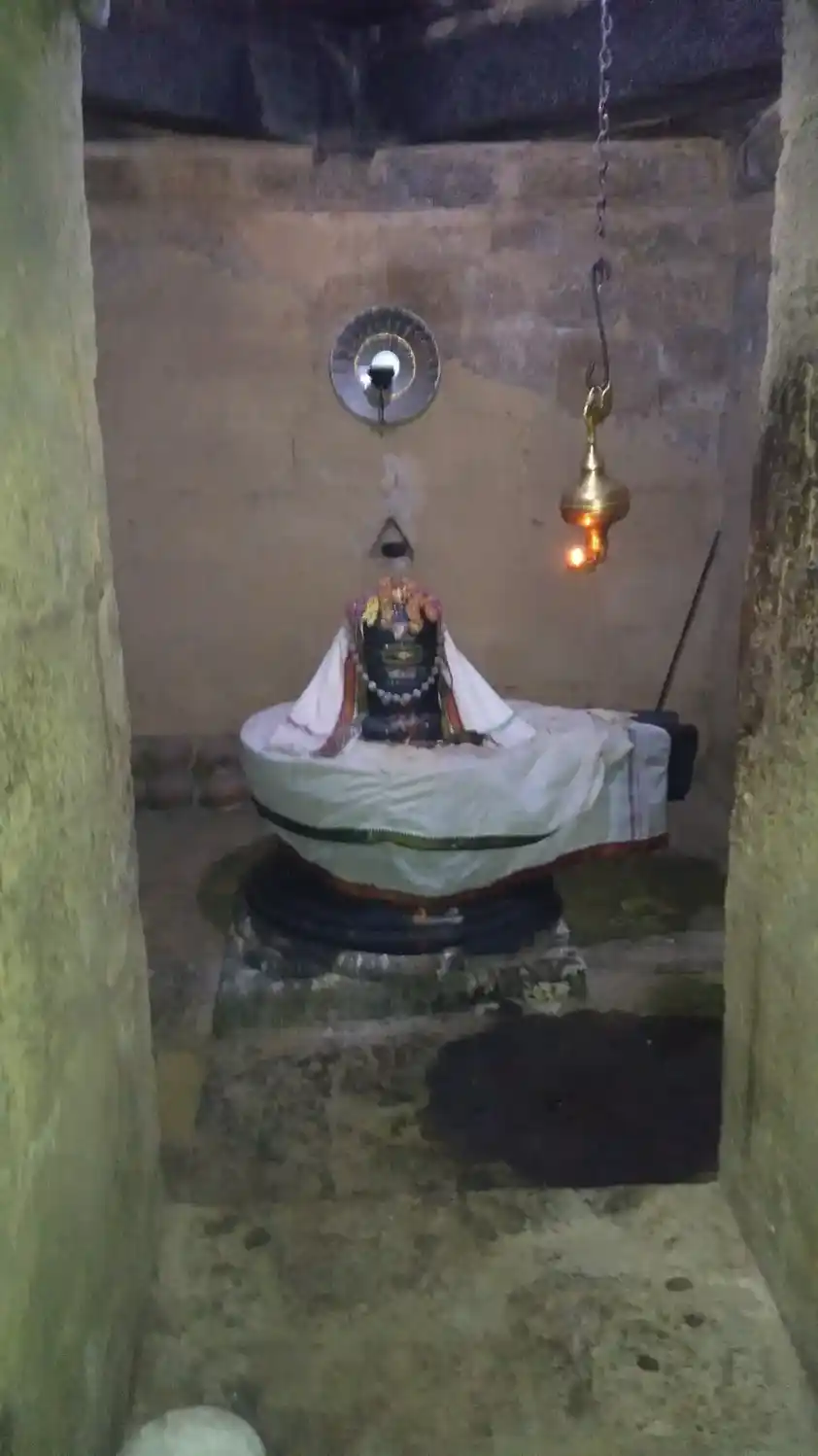 Arulmigu Sundareswarar Temple, Gunamangalam - 621701 அருள்மிகு சுந்தரேஸ்வரர் சீனிவாசப்பெருமாள் திருக்கோயில், குணமங்கலம் - 621701, Ariyalur - Ancient Temple Architecture and History Image 3