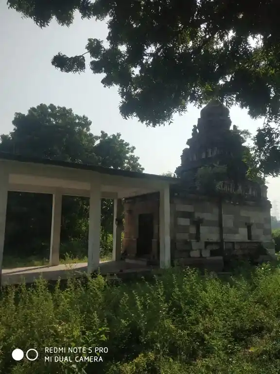 Arulmigu Sundarraja Perumal Temple, Centre Of The Village, Neithavoyal - 601203
