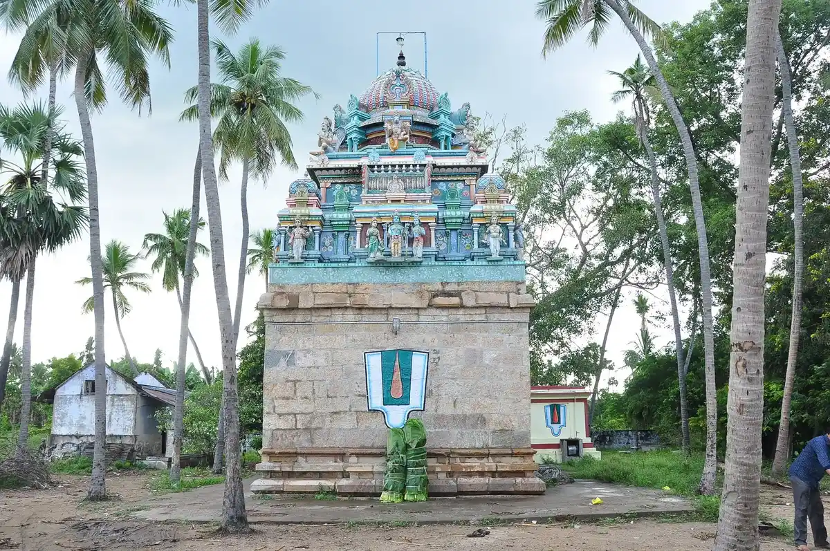 Arulmigu Sundarrajaperumal Temple, Azhagiyamanavalam - 621005 அருள்மிகு சுந்தராஜப் பெருமாள் திருக்கோயில், அழகியமணவாளம் - 621005, Thiruchirappalli - Ancient Temple Architecture and History Image 4