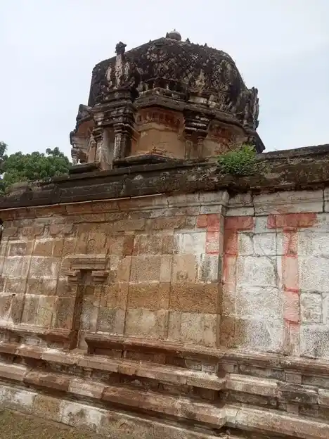 Arulmigu Sundarrajapperumal Temple, Theeyatthur - 614629 அருள்மிகு சுந்தர்ராஜப்பெருமாள் திருக்கோயில், தீயத்தூர், ஆவுடையார்கோவில் வட்டம் - 614629, Pudukkottai - Ancient Temple Architecture and History Image 5