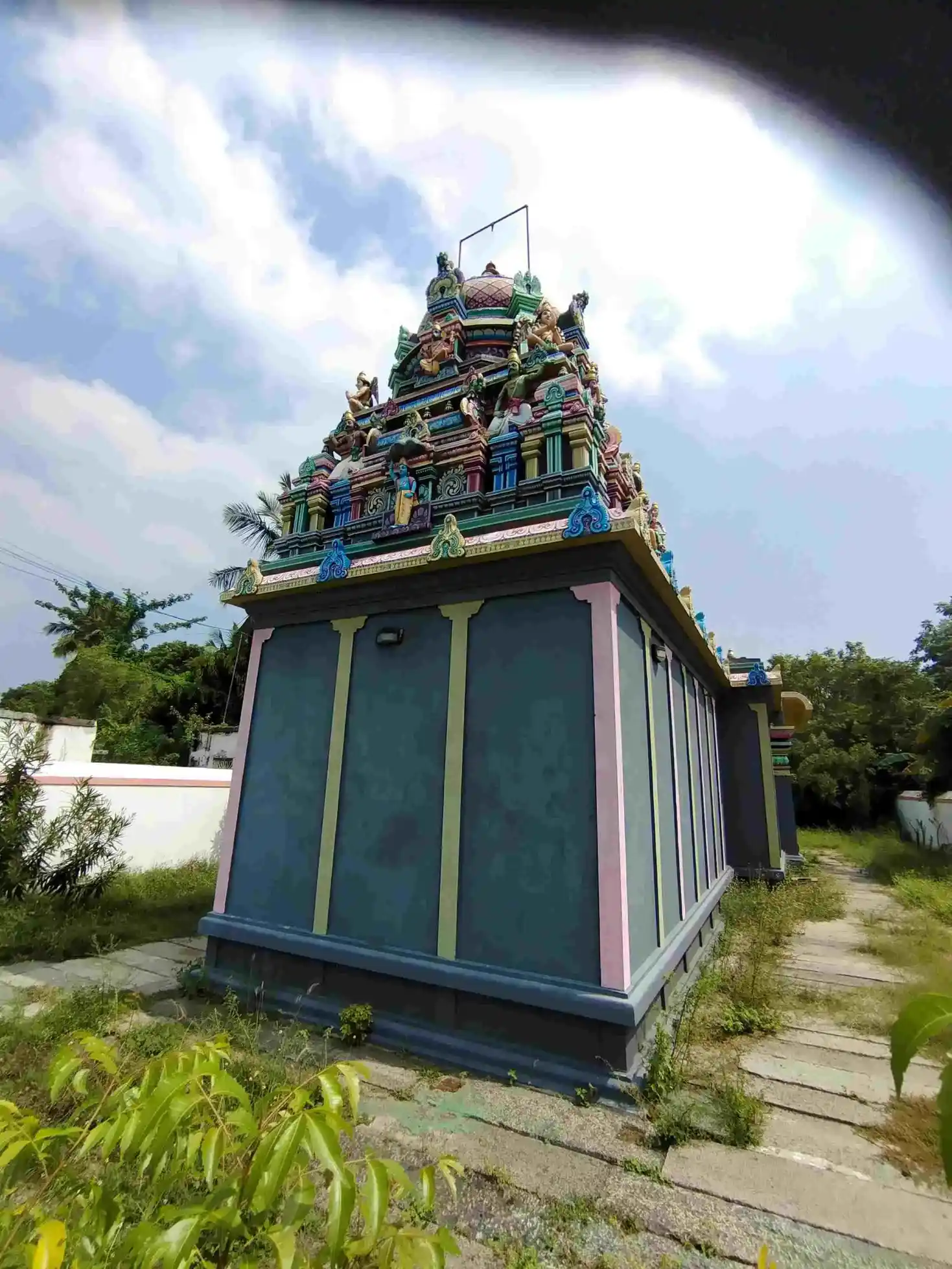 Arulmigu Sundhara Varadharaja Perumal Temple, Karukamalai - 603305 அருள்மிகு சுந்தர வரதராஜப் பெருமாள் திருக்கோயில், Karukamalai - 603305, Chengalpattu - Ancient Temple Architecture and History Image 2