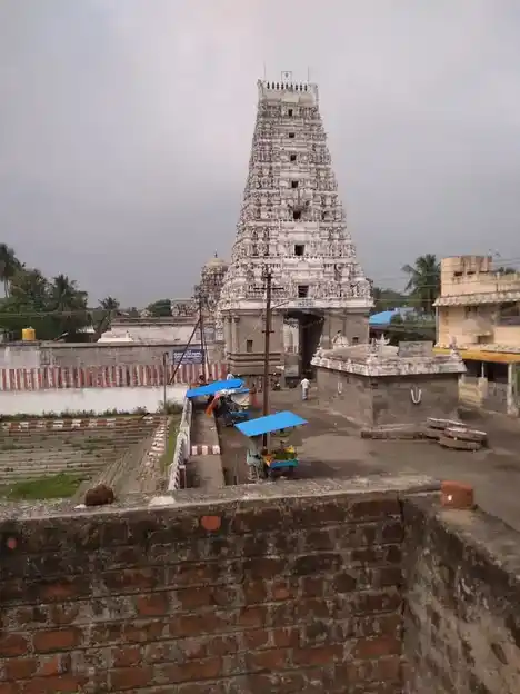 Arulmigu Sundhara Varadharaja Perumal Temple, Uthiramerur - 603406 அருள்மிகு சுந்தரவரதராஜ பெருமாள் திருக்கோயில், உத்திரமேரூர் - 603406, Kancheepuram - Ancient Temple Architecture and History Image 2