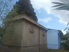 Arulmigu Sundharaja Perumal Temple, Kunnur, Kunnur - 626138 அருள்மிகு சுந்தரராஜ பெருமாள் திருக்கோயில், குன்னுர், குன்னுர் கிராமம் - 626138, Virudhunagar - Ancient Temple Architecture and History Image 4