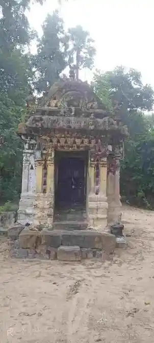 Arulmigu Sundharaja Perumaltemple, Kadapakkam - 603304 அருள்மிகு சுந்தரராஜப் பெருமாள் திருக்கோயில், Kadapakkam - 603304, Chengalpattu - Ancient Temple Architecture and History Image 2