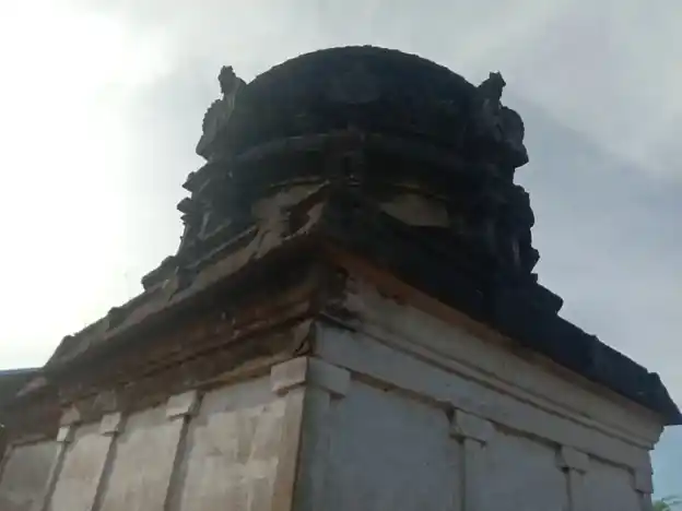 Arulmigu Sundhareshwarar Swamy And Sawndharaja Perumal Temple, Arunmozhidevan - 609203 Temple