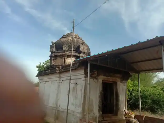 Arulmigu Sundhareshwarar Swamy And Sawndharaja Perumal Temple, Arunmozhidevan - 609203 Arulmigu Sundhareshwarar Swamy And Sawndharaja Perumal Temple, Arunmozhidevan - 609203, Nagapattinam - Ancient Temple Architecture and History Image 9