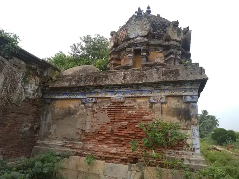 Arulmigu Sundhareshwarar Temple, Seruvandur - 610107