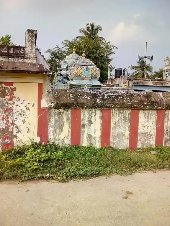 Arulmigu Sundrajotheswarar Temple, Pulichapallam - 605109 அருள்மிகு சுந்தரஜோதீஸ்வரர் திருக்கோயில், புளிச்சப்பள்ளம் - 605109, Viluppuram - Ancient Temple Architecture and History Image 9