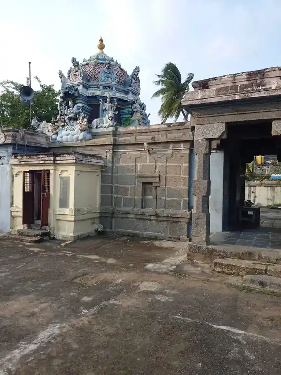 Arulmigu Sundrajotheswarar Temple, Pulichapallam - 605109 அருள்மிகு சுந்தரஜோதீஸ்வரர் திருக்கோயில், புளிச்சப்பள்ளம் - 605109, Viluppuram - Ancient Temple Architecture and History Image 11