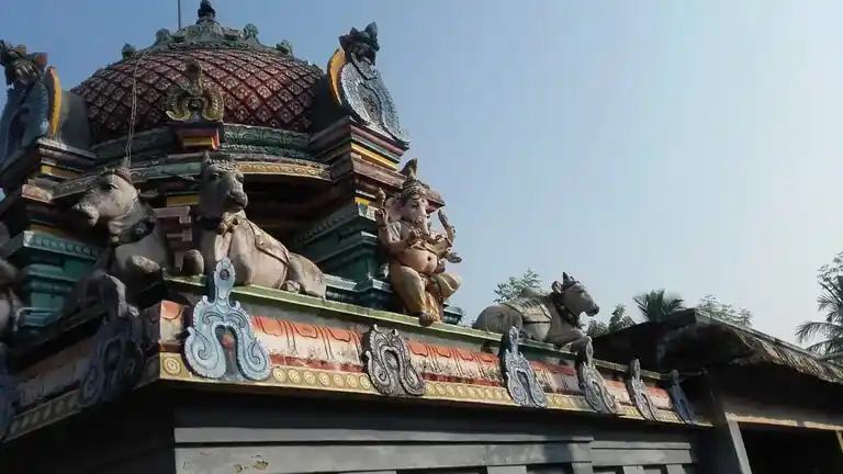 Arulmigu Sundravinayagar Temple, Maniyiruppu - 609101 Arulmigu Sundravinayagar Temple,  - 609101, Mayiladuthurai - Ancient Temple Architecture and History Image 2