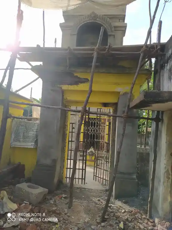 Arulmigu Sunthara Vinayaka Perumal Vakaiyara Temple, Palur-B - 603101 அருள்மிகு சுந்தரவிநாயகப்பெருமாள் வகையறா திருக்கோயில், Palur-B - 603101, Chengalpattu - Ancient Temple Architecture and History Image 2