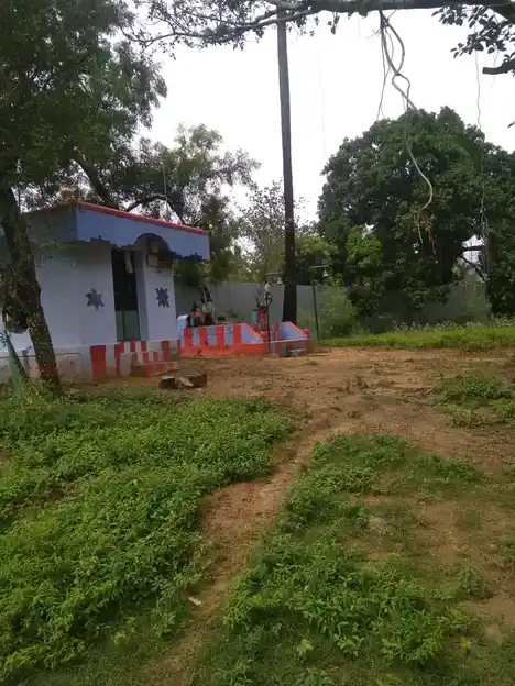 Arulmigu Suraikavauyyan Sastha Temple, Cheevalaperi - 627107 அருள்மிகு சுரைக்காவல் அய்யன் சாஸ்தா திருக்கோயில், Cheevalaperi - 627107, Tirunelveli - Ancient Temple Architecture and History Image 2