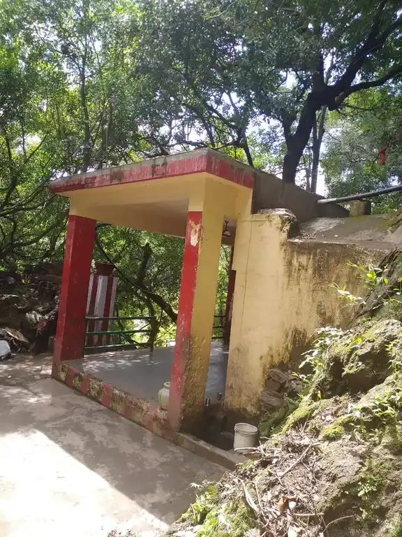 Arulmigu Suruli Velappar Temple, Surulimalai, Surulipatti - 625516 Temple