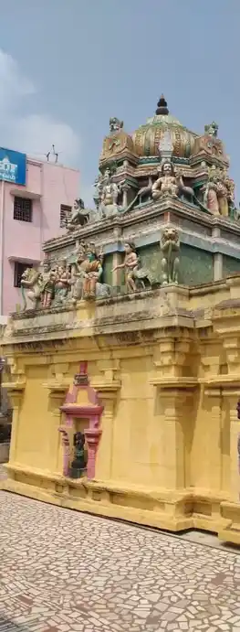 Arulmigu Surulli Velappar Endra Subramaniyaswamy Temple, Cumbum - 625516 அருள்மிகு சுருளி வேலப்பர் என்ற சுப்பிரமணியசாமி திருக்கோயில், கம்பம் - 625516, Theni - Ancient Temple Architecture and History Image 5
