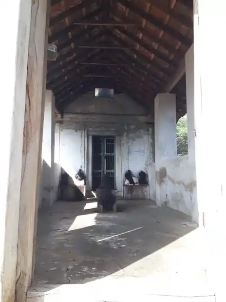 Arulmigu Surya Iyyanar Temple, Valaramanikkam, Thirumaym Taluk - 622402