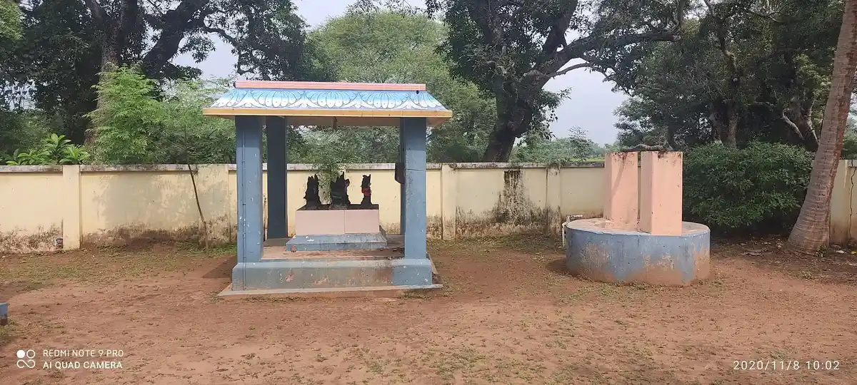 Arulmigu Suryakodeeswarar And Lakshminarayaperumal Temple, Keelasuriyamoolai - 612504 அருள்மிகு சூரியகோடீஸ்வரர் மற்றும் லெட்சுமி நாராயணபெருமாள் திருக்கோயில், Keelasuryamoolai - 612504, Thanjavur - Ancient Temple Architecture and History Image 2