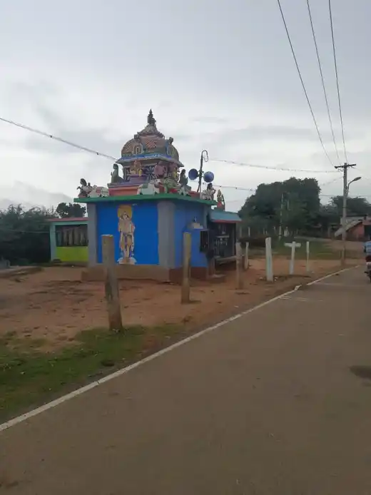 Arulmigu Suthapillaiyar Temple, Thiruverumbur - 620013 Arulmigu Suthapillaiyar Temple, Thiruverumbur - 620013, Thiruchirappalli - Ancient Temple Architecture and History Image 4