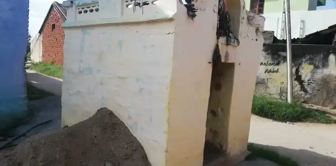 Arulmigu Suthirakaragam Temple, Chinna Manavaranapalli - 635121 அருள்மிகு சூத்திர கரகம் திருக்கோயில், Chinna Manavaranapalli - 635121, Krishnagiri - Ancient Temple Architecture and History Image 2