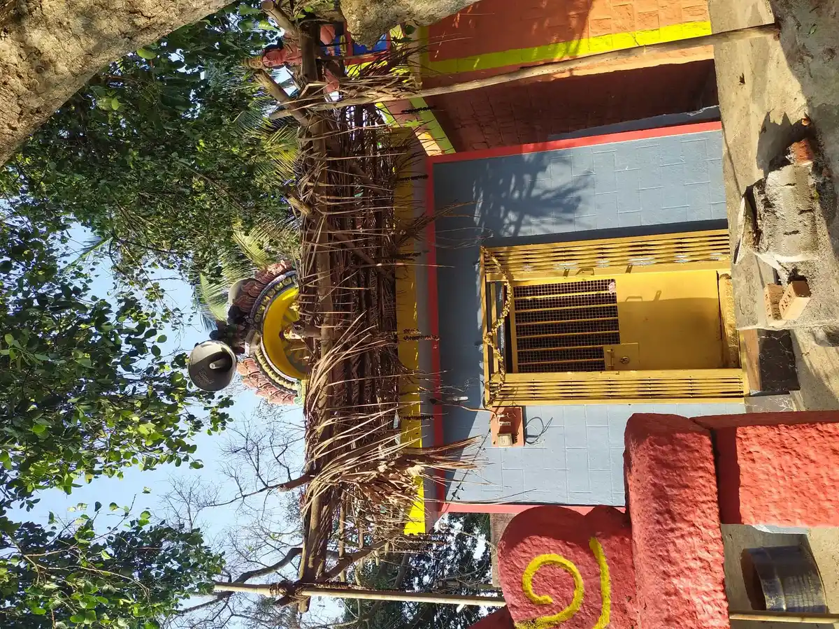 Arulmigu Suthirakaragam Temple, Ratnagiri - 635113 அருள்மிகு சூத்ர கரகம் திருக்கோயில், Ratnagiri - 635113, Krishnagiri - Ancient Temple Architecture and History Image 4