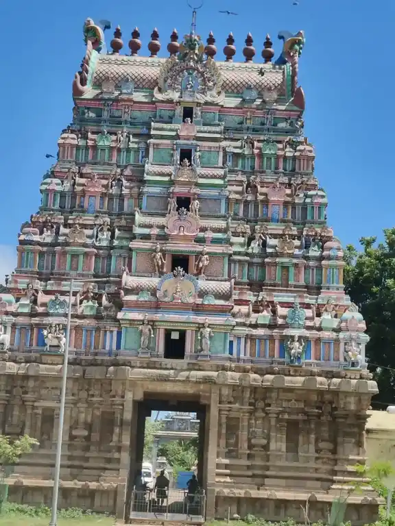 Arulmigu Suvedaranyeswaraswamy Temple, Thriuvengadu - 609114 அருள்மிகு சுவேதாரண்யேசுவர சுவாமி திருக்கோயில், திருவெண்காடு - 609114, Mayiladuthurai - Ancient Temple Architecture and History Image 2