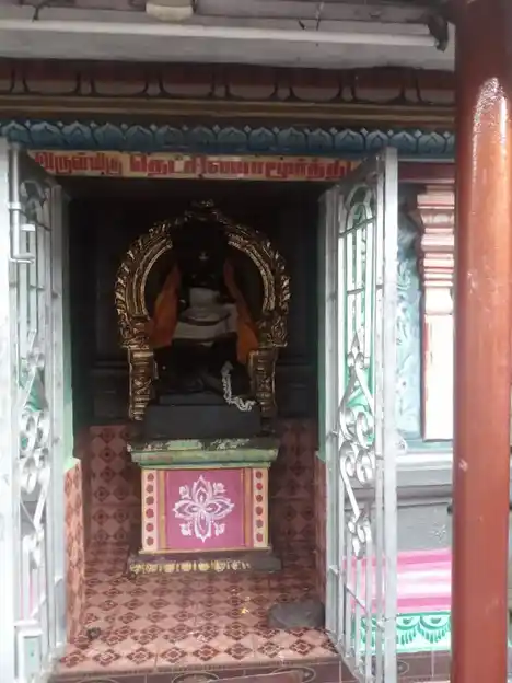 Arulmigu Suyamboonatha Swami Temple, Peralam - 609405 அருள்மிகு சுயம்புநாதசுவாமி திருக்கோயில், பேரளம் - 609405, Thiruvarur - Ancient Temple Architecture and History Image 4