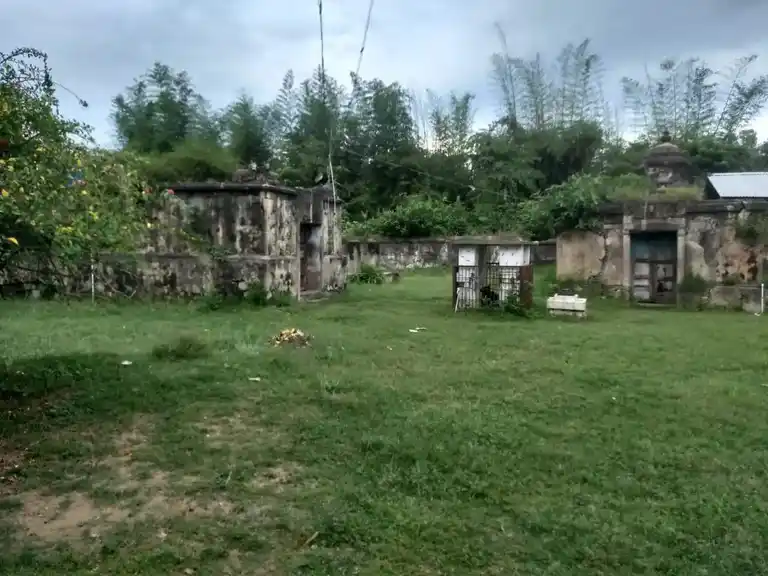 Arulmigu Suyambunadhaswami Vedhanarayanapperumal Temple, Vazhkkai - 610105 அருள்மிகு சுயம்புநாதசுவாமி வேதநாராயணப்பெருமாள் திருக்கோயில், Vazhkkai - 610105, Thiruvarur - Ancient Temple Architecture and History Image 3