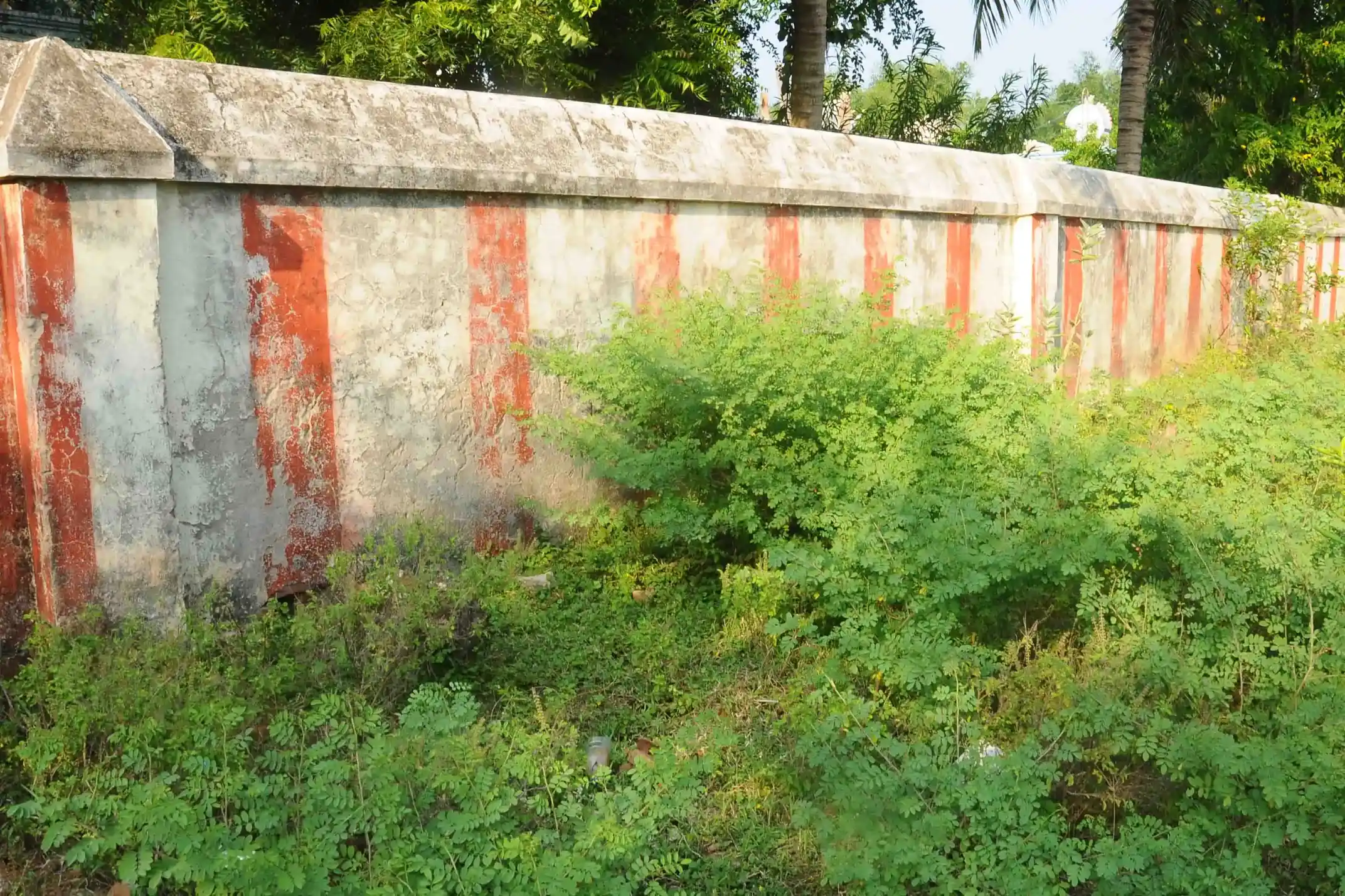 Arulmigu Suyambunatha Swamy Temple, Nallucheri - 609308 Arulmigu Suyambunatha Swamy Temple, Nallucheri - 609308, Mayiladuthurai - Ancient Temple Architecture and History Image 2