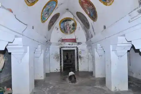 Arulmigu Suyambunatha Swamy Temple, Thiruvilaiyattam, Thiruvilayattam - 609306 அருள்மிகு சுயம்புநாத சுவாமி திருக்கோயில், திருவிளையாட்டம், Thiruvilayattam - 609306, Mayiladuthurai - Ancient Temple Architecture and History Image 3