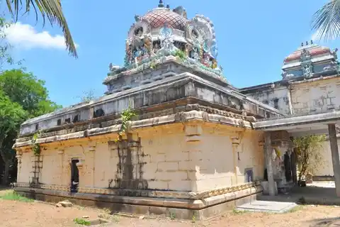 Arulmigu Suyambunatha Swamy Temple, Thiruvilaiyattam, Thiruvilayattam - 609306 அருள்மிகு சுயம்புநாத சுவாமி திருக்கோயில், திருவிளையாட்டம், Thiruvilayattam - 609306, Mayiladuthurai - Ancient Temple Architecture and History Image 7