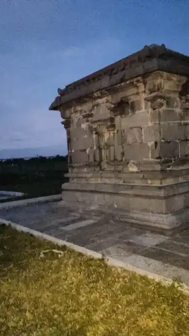 Arulmigu Suyambunatheeswarar Temple, Kizhputhur - 604408 Arulmigu Suyambunatheeswarar Temple, Kizhputhur - 604408, Tiruvannamalai - Ancient Temple Architecture and History Image 5