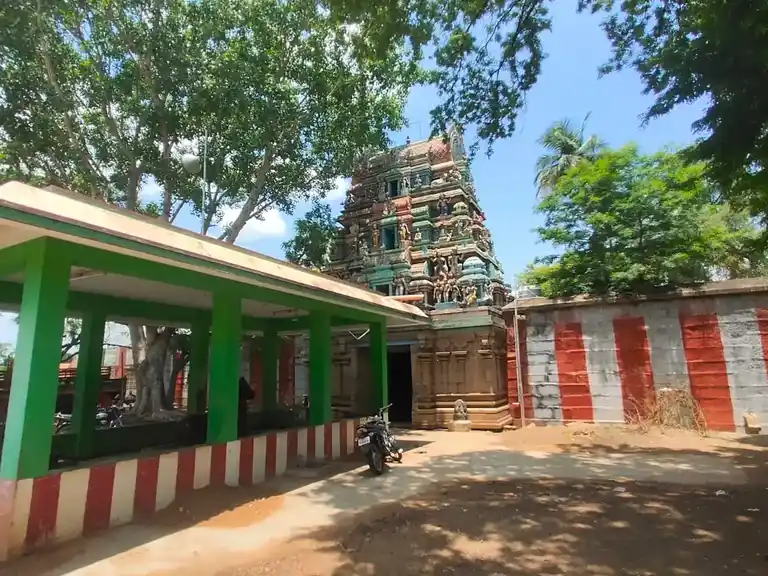 Arulmigu Suyampiragatheeswarar Temple, Sivapuri - 630211