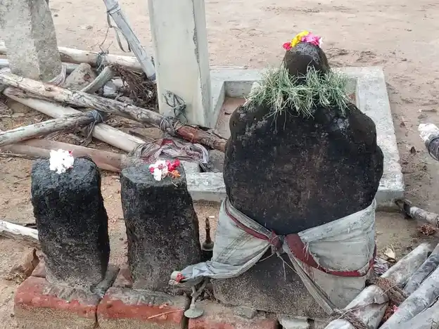 Arulmigu Suyampirakasa Vikneshwarar Temple, Ponpethi - 614629