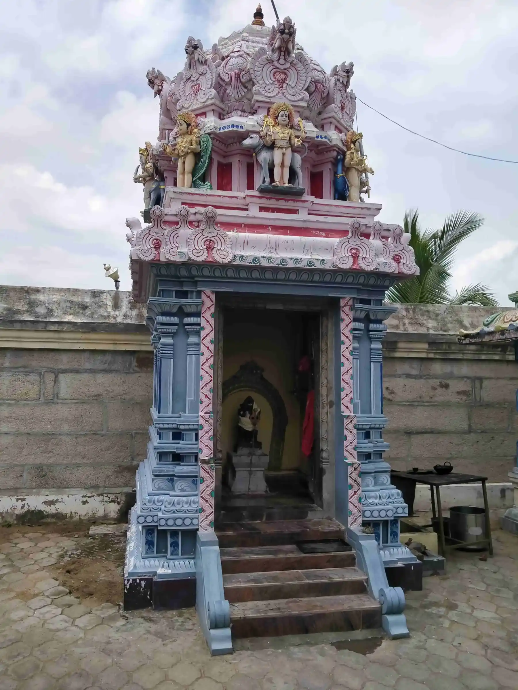 Arulmigu Suyamprakashaswamy Temple, Avanam - 614601 அருள்மிகு சுயம்பிரகாச சுவாமி திருக்கோயில், Avanam - 614601, Thanjavur - Ancient Temple Architecture and History Image 9