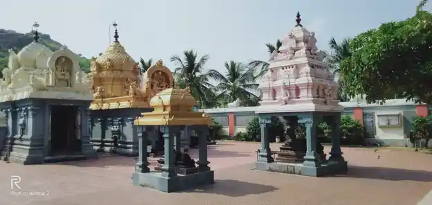 Arulmigu Suzambunatheeshwar Temple, Mambattu - 606803 அருள்மிகு சுயம்புநாரிஸ்வரர் திருக்கோயில், Mambattu - 606803, Tiruvannamalai - Ancient Temple Architecture and History Image 2