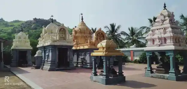 Arulmigu Suzambunatheeshwar Temple, Mambattu - 606803 அருள்மிகு சுயம்புநாரிஸ்வரர் திருக்கோயில், Mambattu - 606803, Tiruvannamalai - Ancient Temple Architecture and History Image 3