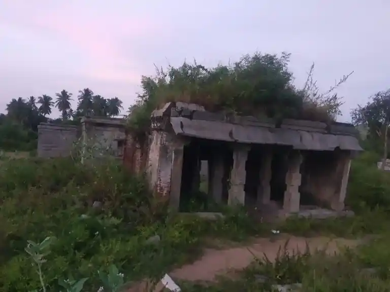 Arulmigu Suzhambunatheeshwarar Temple, Mullandram - 632301 அருள்மிகு சுயம்புநாதீஸ்வரர் திருக்கோயில், Mullandram - 632301, Tiruvannamalai - Ancient Temple Architecture and History Image 4