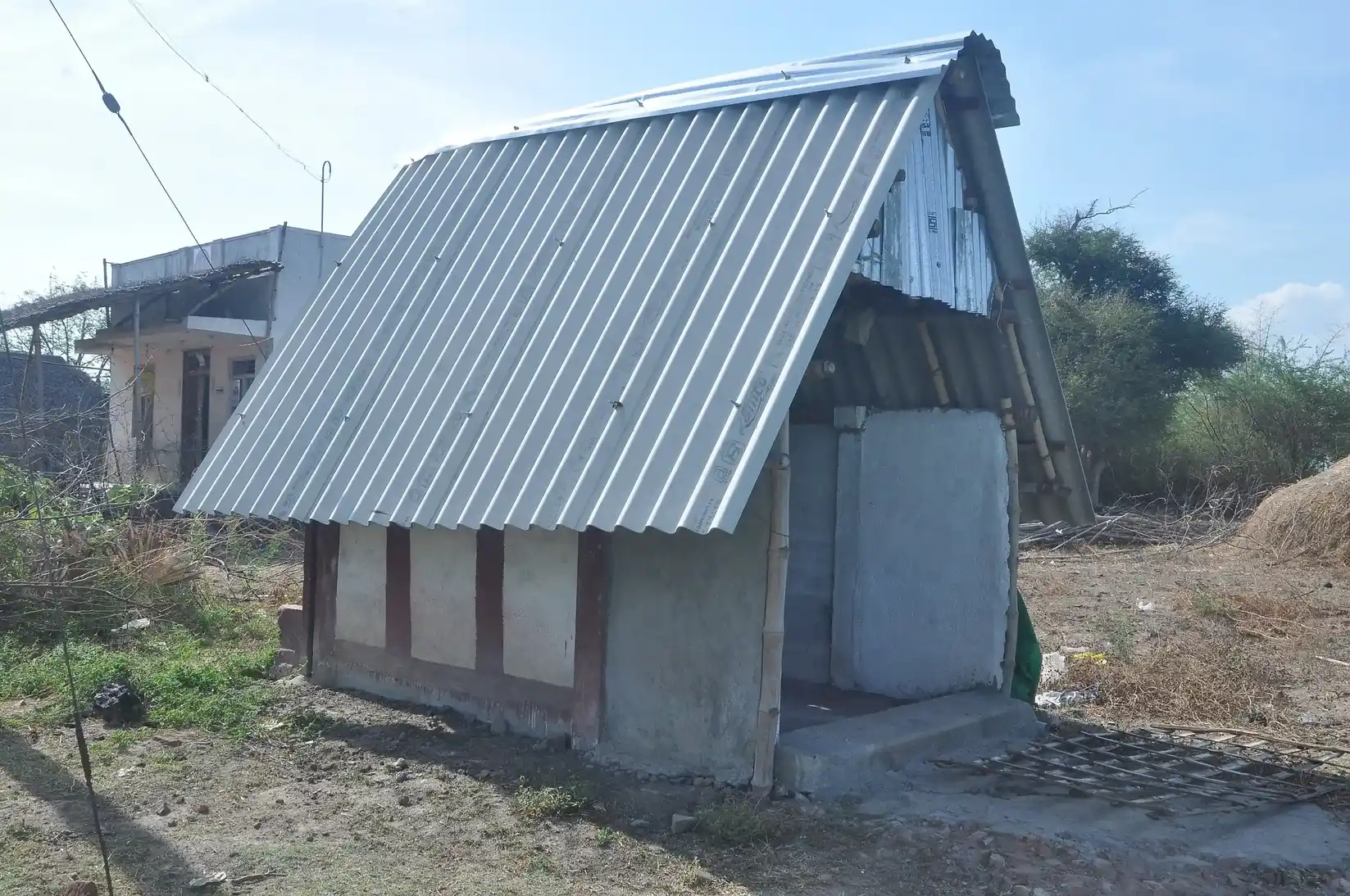 Arulmigu Swarna Vinayagar Temple, Swarnakudi - 610212 அருள்மிகு சொர்ணவிநாயகர் திருக்கோயில், Swarnakudi - 610212, Nagapattinam - Ancient Temple Architecture and History Image 3