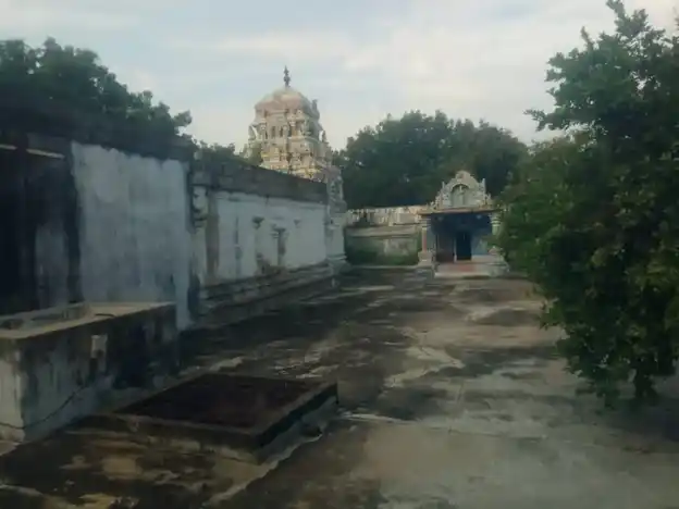 Arulmigu Swarnabureeswarar Temple, Venbavoor - 621116 அருள்மிகு சொர்ணபுரீஸ்வரர் திருக்கோயில், Venbavoor - 621116, Perambalur - Ancient Temple Architecture and History Image 4