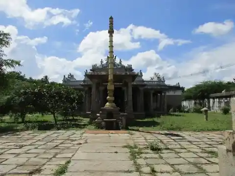 Arulmigu Swarnapureeshwarar Temple, Andankoil - 612804 அருள்மிகு சொர்ணபுரீஸ்வரர் திருக்கோயில், ஆண்டான்கோயில் - 612804, Thiruvarur - Ancient Temple Architecture and History Image 5