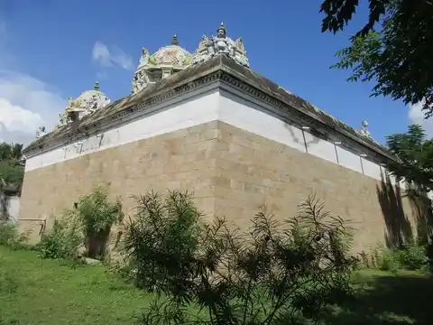 Arulmigu Swarnapureeshwarar Temple, Andankoil - 612804 அருள்மிகு சொர்ணபுரீஸ்வரர் திருக்கோயில், ஆண்டான்கோயில் - 612804, Thiruvarur - Ancient Temple Architecture and History Image 11