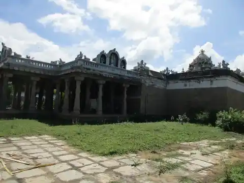 Arulmigu Swarnapureeshwarar Temple, Andankoil - 612804 அருள்மிகு சொர்ணபுரீஸ்வரர் திருக்கோயில், ஆண்டான்கோயில் - 612804, Thiruvarur - Ancient Temple Architecture and History Image 19