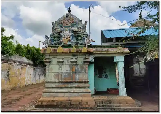 Arulmigu Swarnapureeswarar Temple, Sembanarkoil, Sembanarkoil - 609309 அருள்மிகு சுவர்ணபுரீஸ்வரர் திருக்கோயில், செம்பனார்கோவில், Sembanarkoil - 609309, Mayiladuthurai - Ancient Temple Architecture and History Image 5