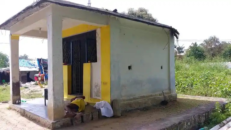 Arulmigu Talagondamman Temple, Near Adiyamankottam, Adiyamankottai - 636807 Arulmigu Talagondamman Temple, Near Adiyamankottam, Adiyamankottai - 636807, Dharmapuri - Ancient Temple Architecture and History Image 2